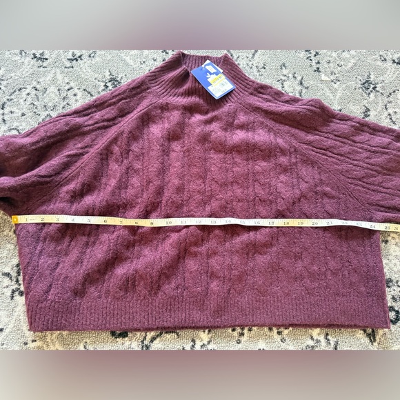 Women's Joylab Mock Neck Cable Knit Sweater Size Medium New - Picture 9 of 13